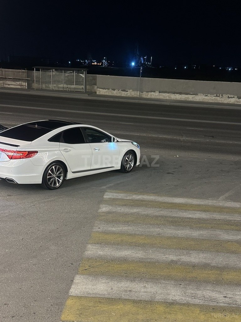 Hyundai Grandeur