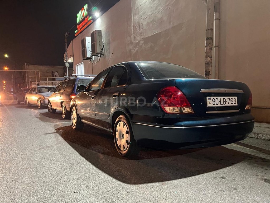 Nissan Sunny
