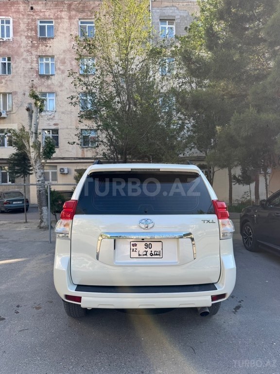 Toyota Land Cruiser Prado