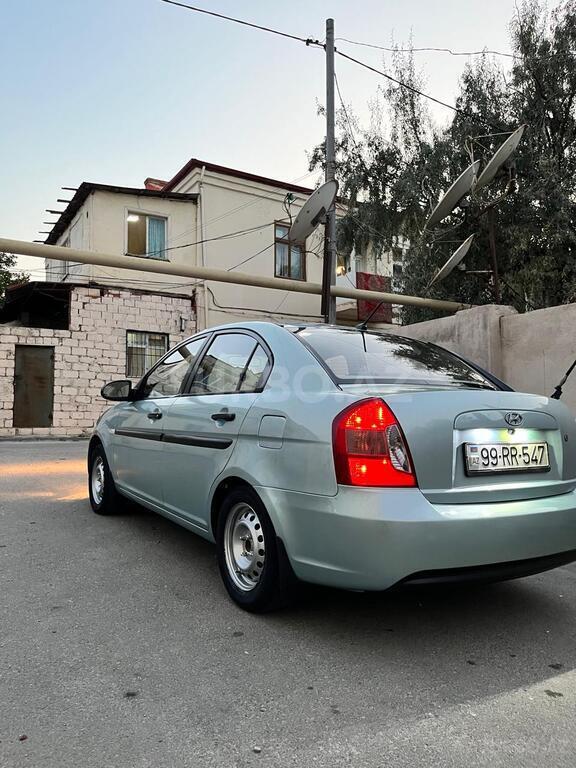 Hyundai Accent
