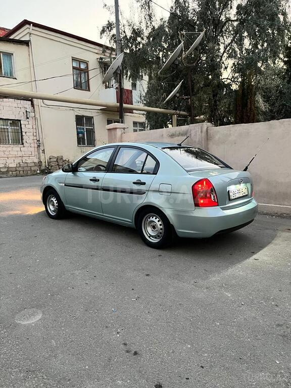 Hyundai Accent