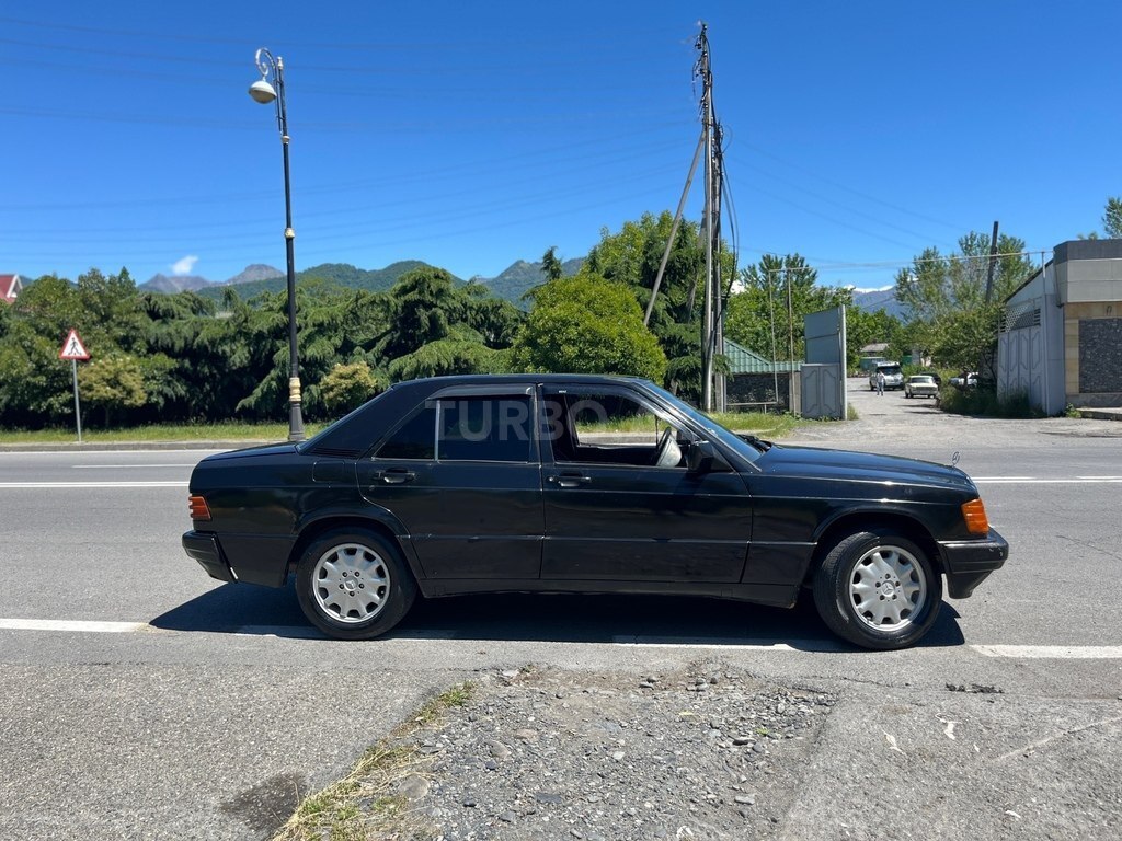 Mercedes 190