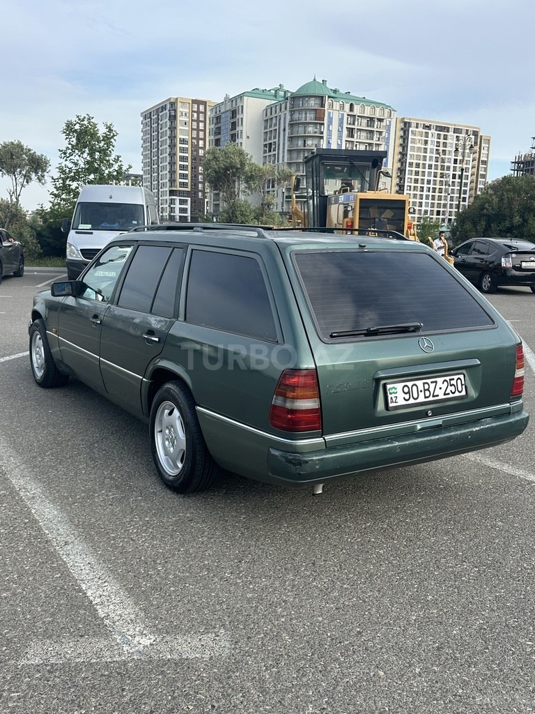 Mercedes 250 TD