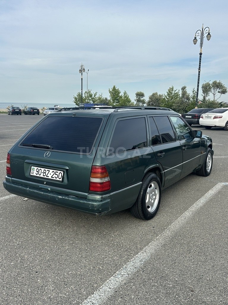 Mercedes 250 TD