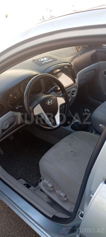 Hyundai Accent