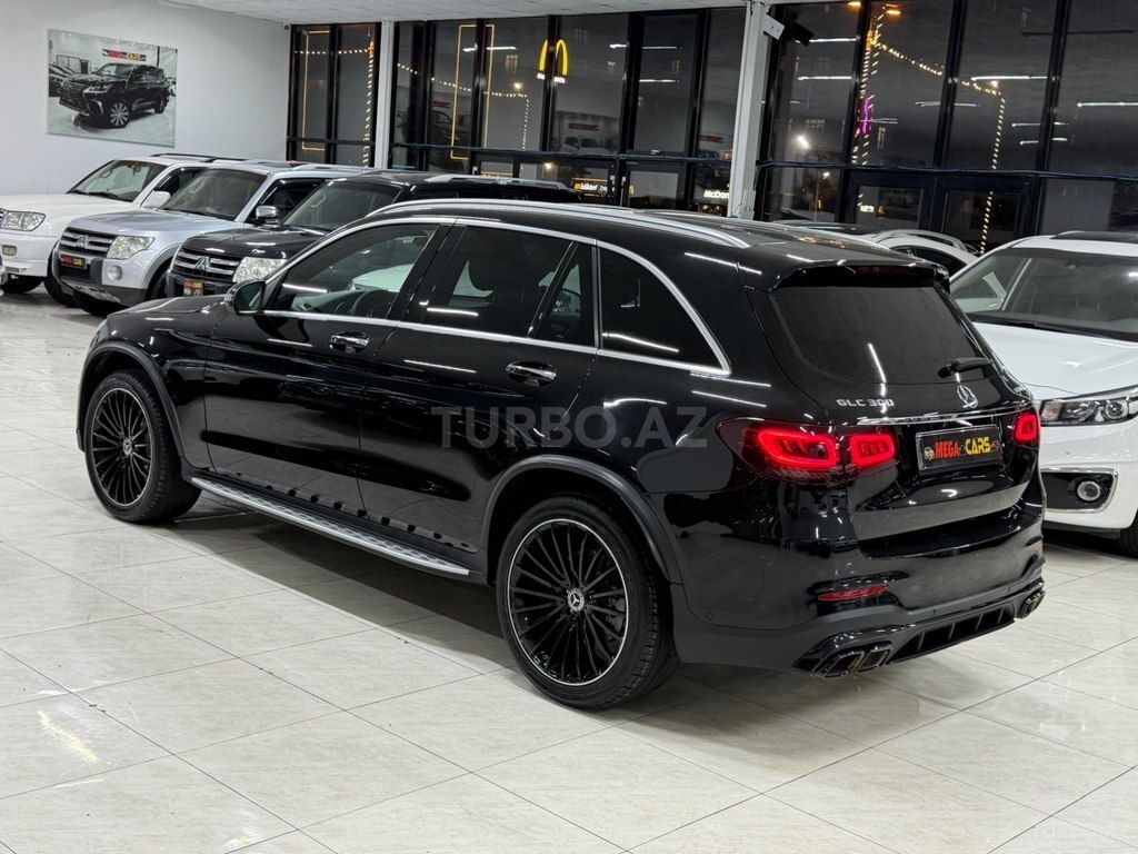 Mercedes GLC 300