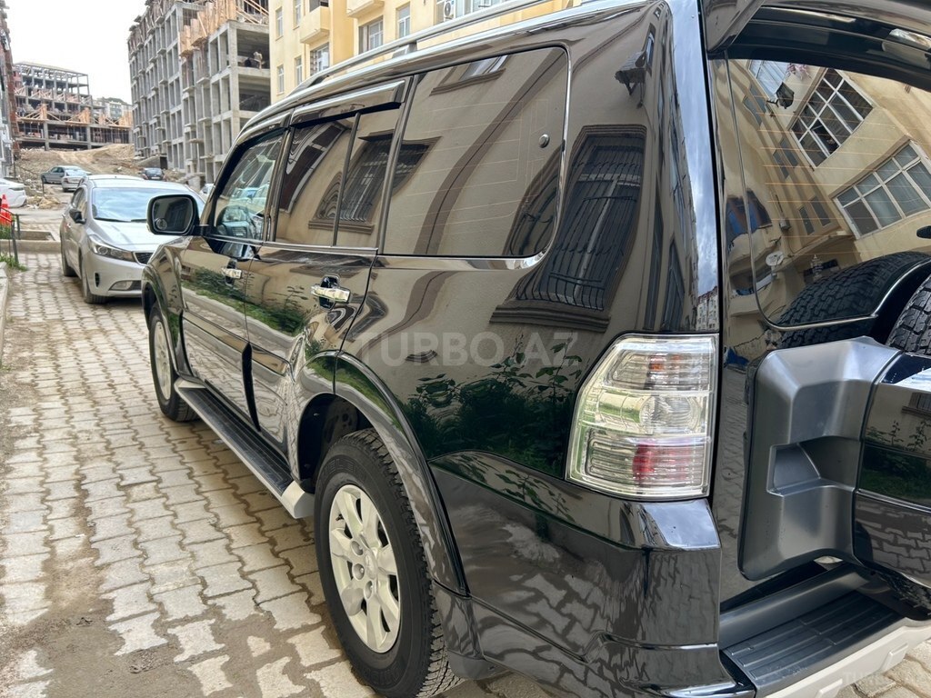 Mitsubishi Pajero