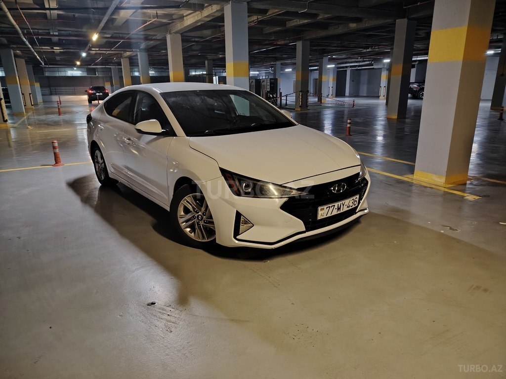 Hyundai Elantra