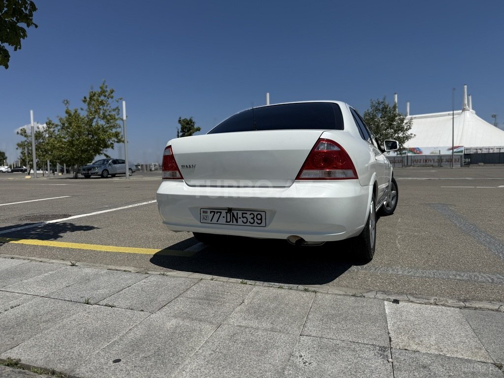 Nissan Sunny