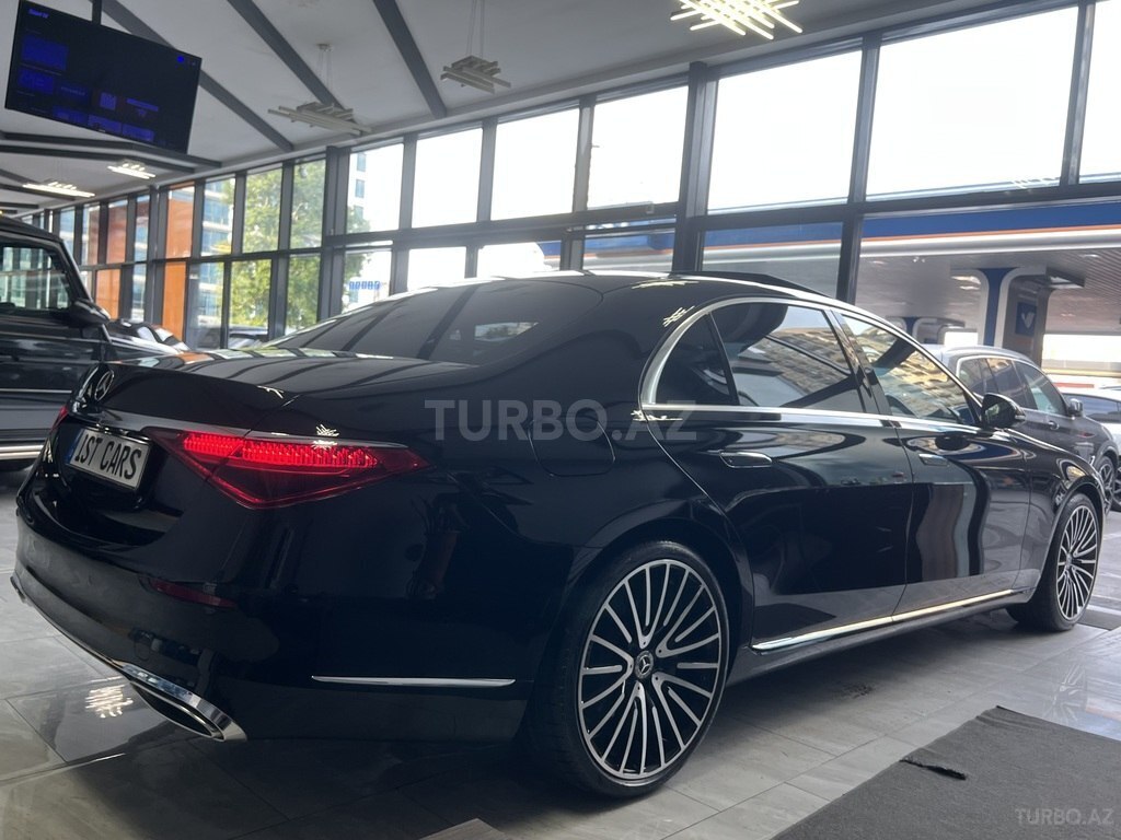 Mercedes S 400