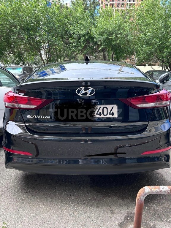 Hyundai Elantra