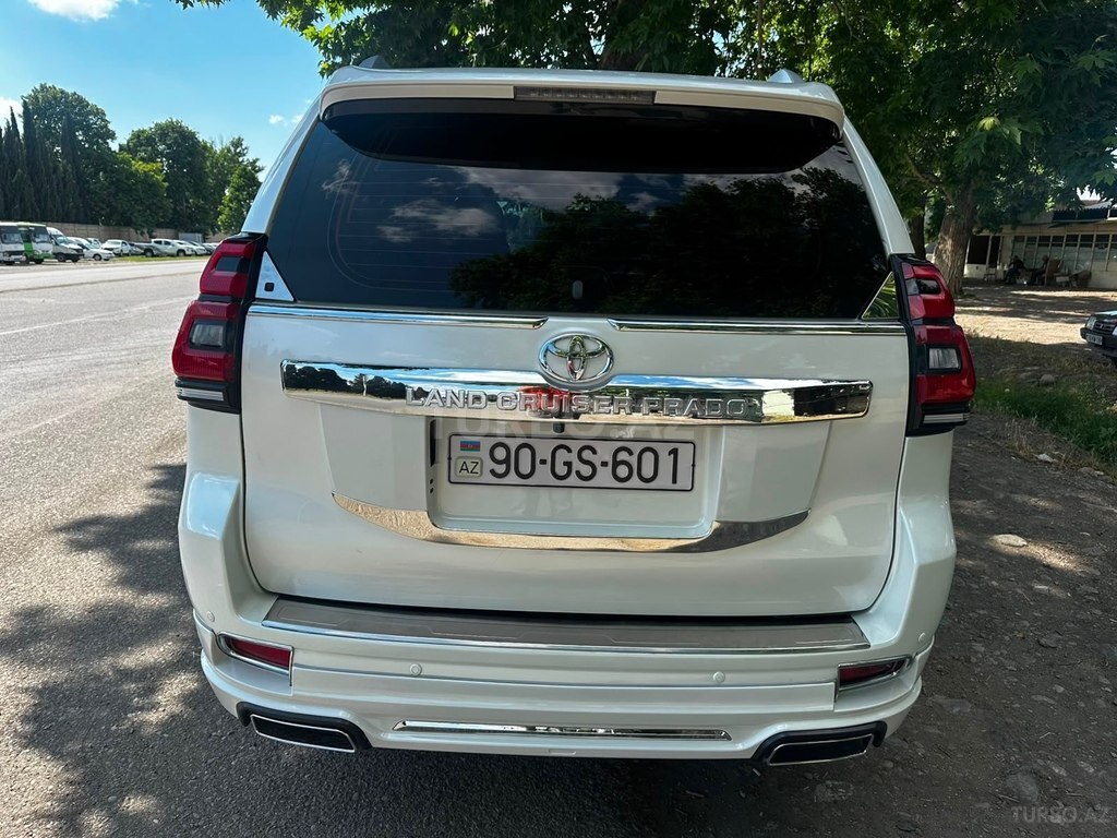 Toyota Land Cruiser Prado