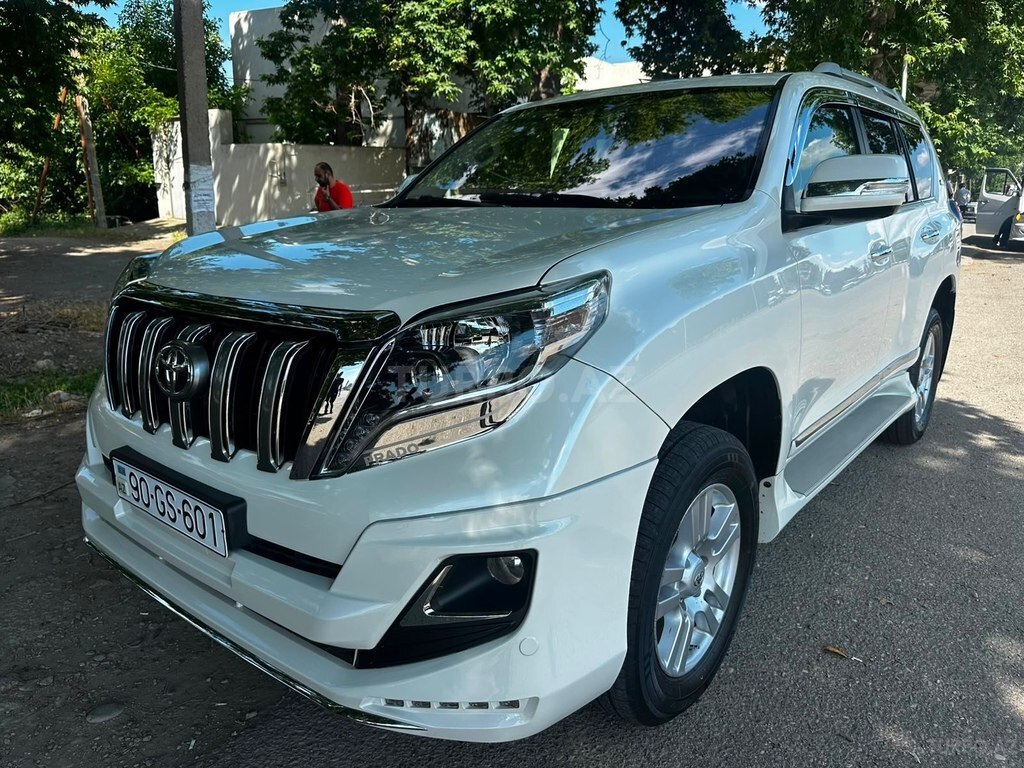 Toyota Land Cruiser Prado