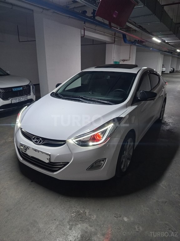 Hyundai Elantra