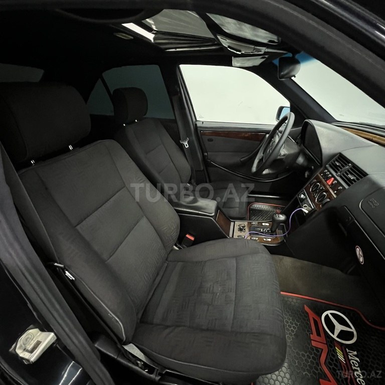 Mercedes C 220