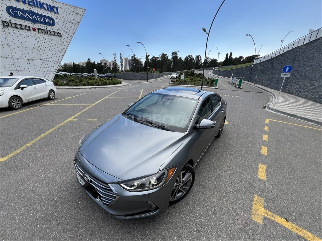Hyundai Elantra
