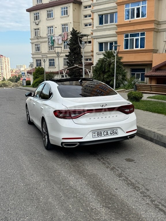 Hyundai Grandeur