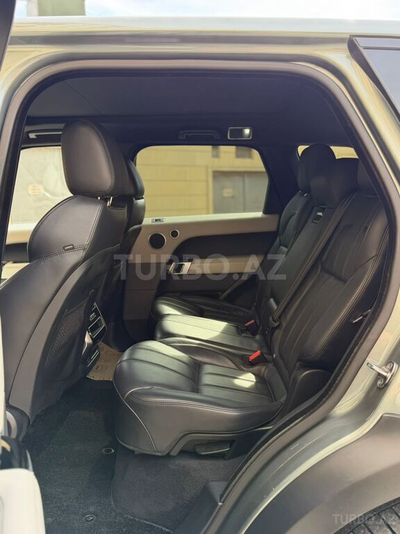 Land Rover RR Sport