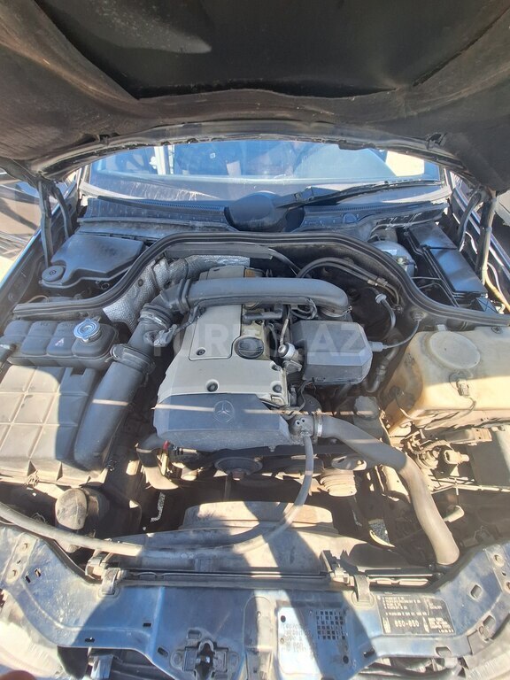 Mercedes C 180