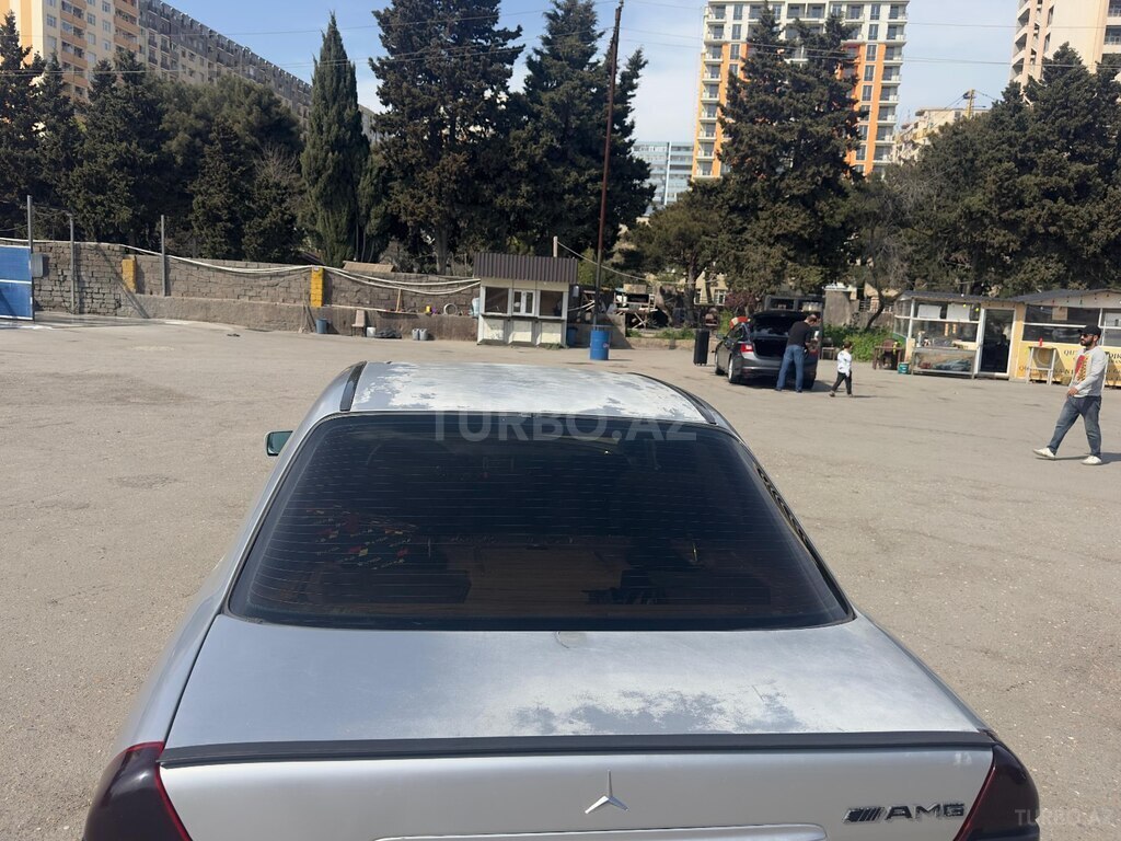 Mercedes C 220