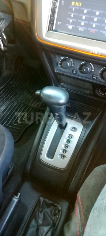 Mitsubishi Pajero io