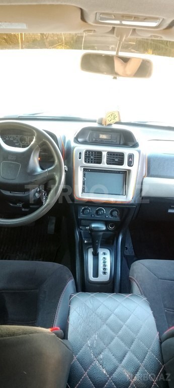 Mitsubishi Pajero io