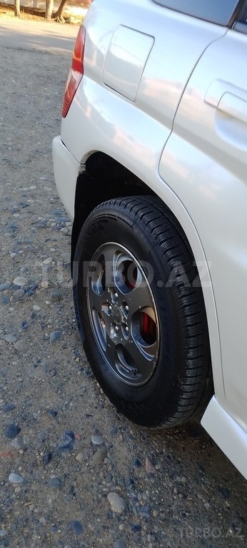 Mitsubishi Pajero io