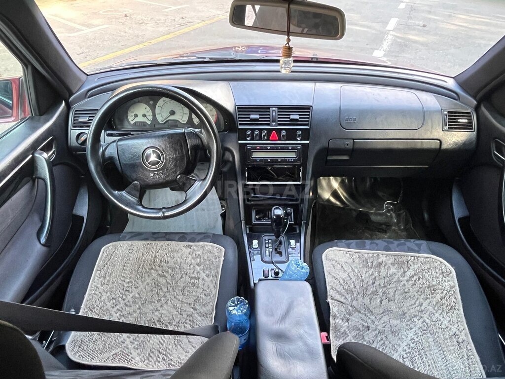 Mercedes C 180