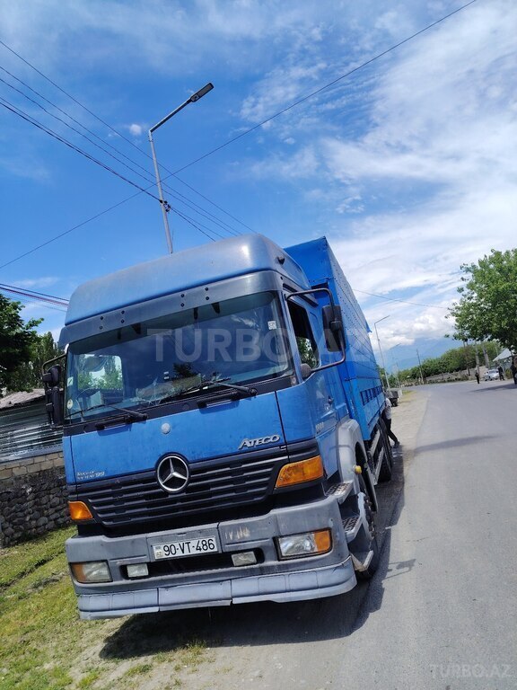 Mercedes Atego 1828