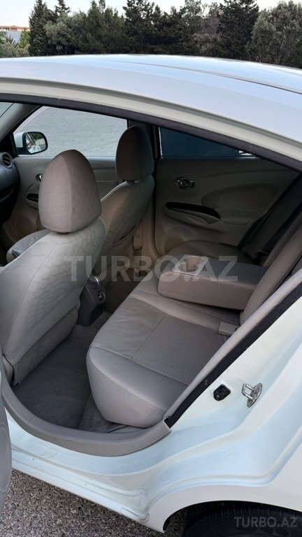 Nissan Sunny