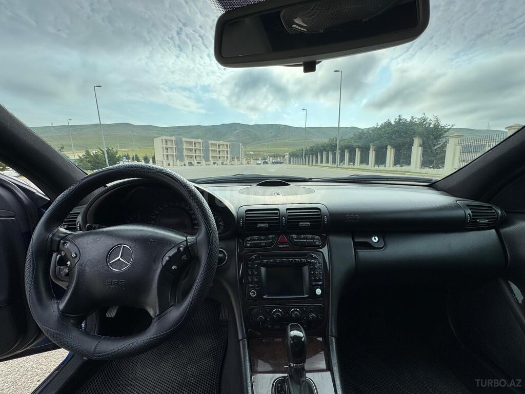 Mercedes C 200