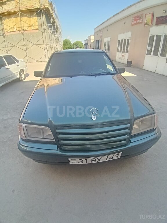 Mercedes C 180