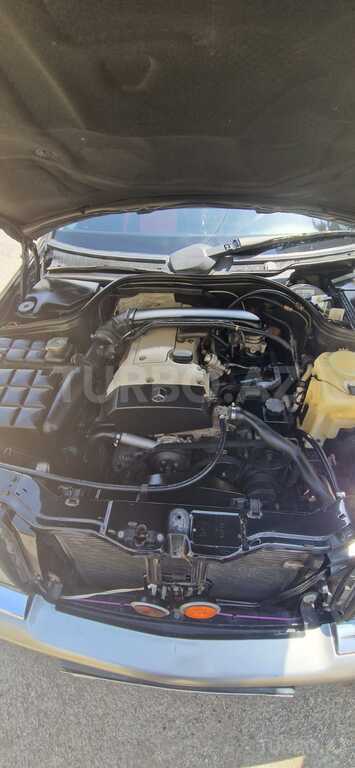 Mercedes C 180