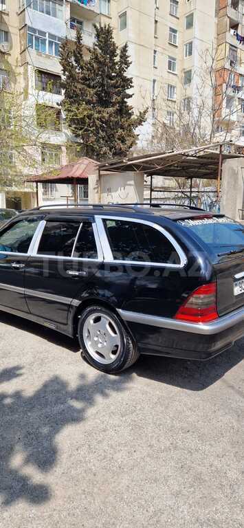 Mercedes C 180