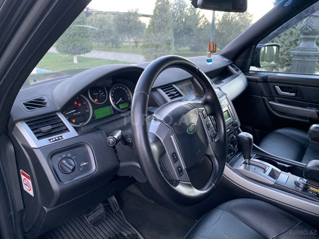 Land Rover RR Sport