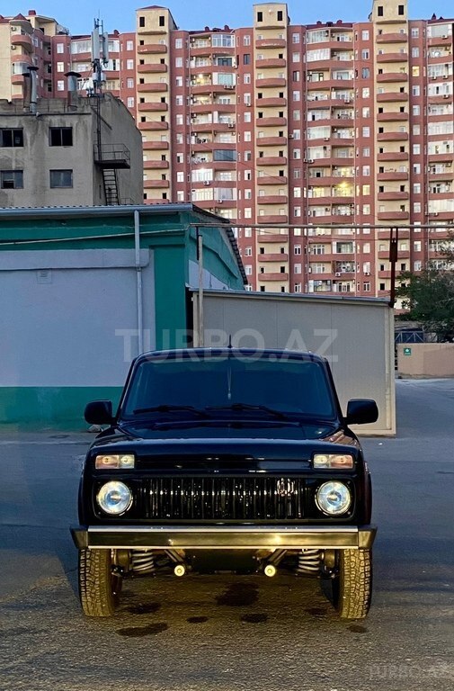LADA (VAZ) Niva