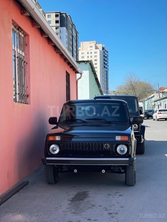LADA (VAZ) Niva