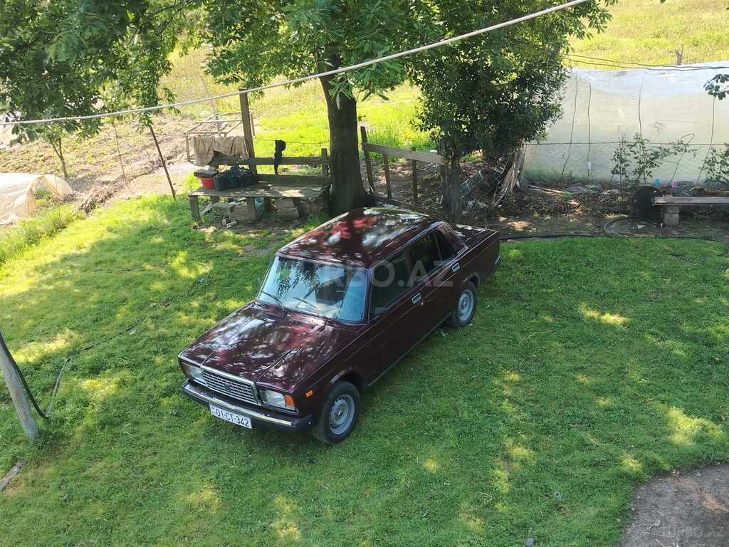 LADA (VAZ) 2107