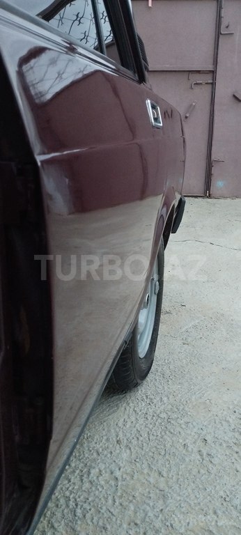 LADA (VAZ) 2107