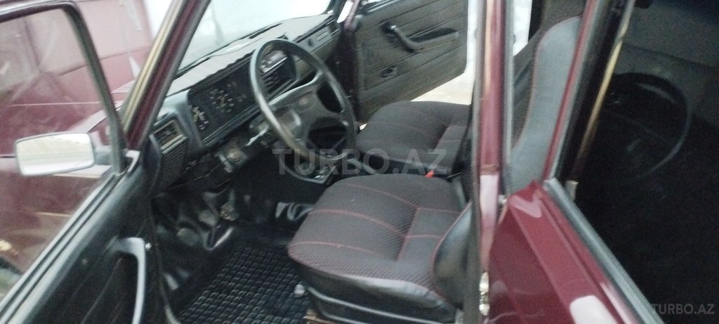 LADA (VAZ) 2107