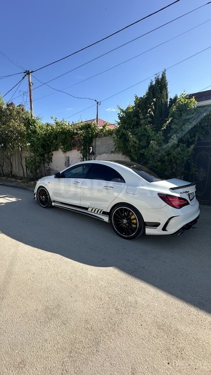 Mercedes CLA 250 4MATIC