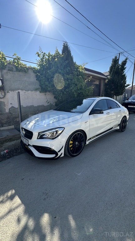 Mercedes CLA 250 4MATIC