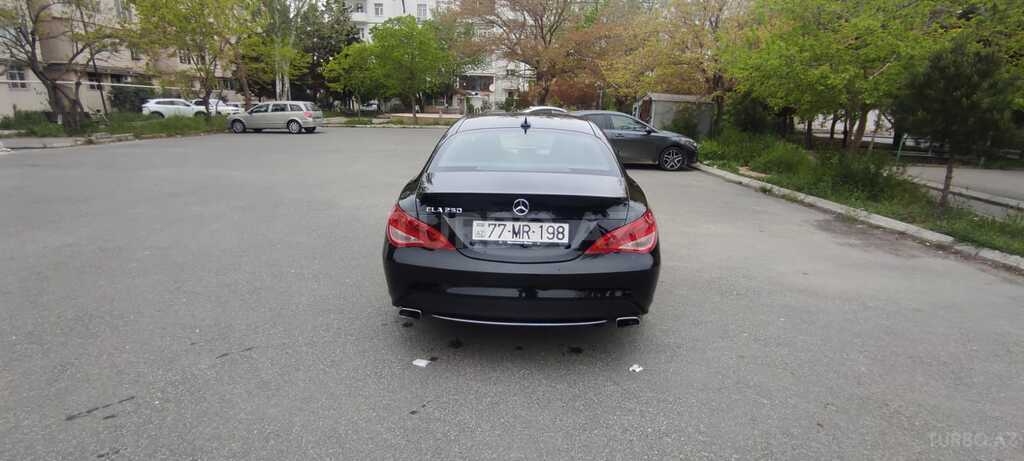 Mercedes CLA 250 4MATIC