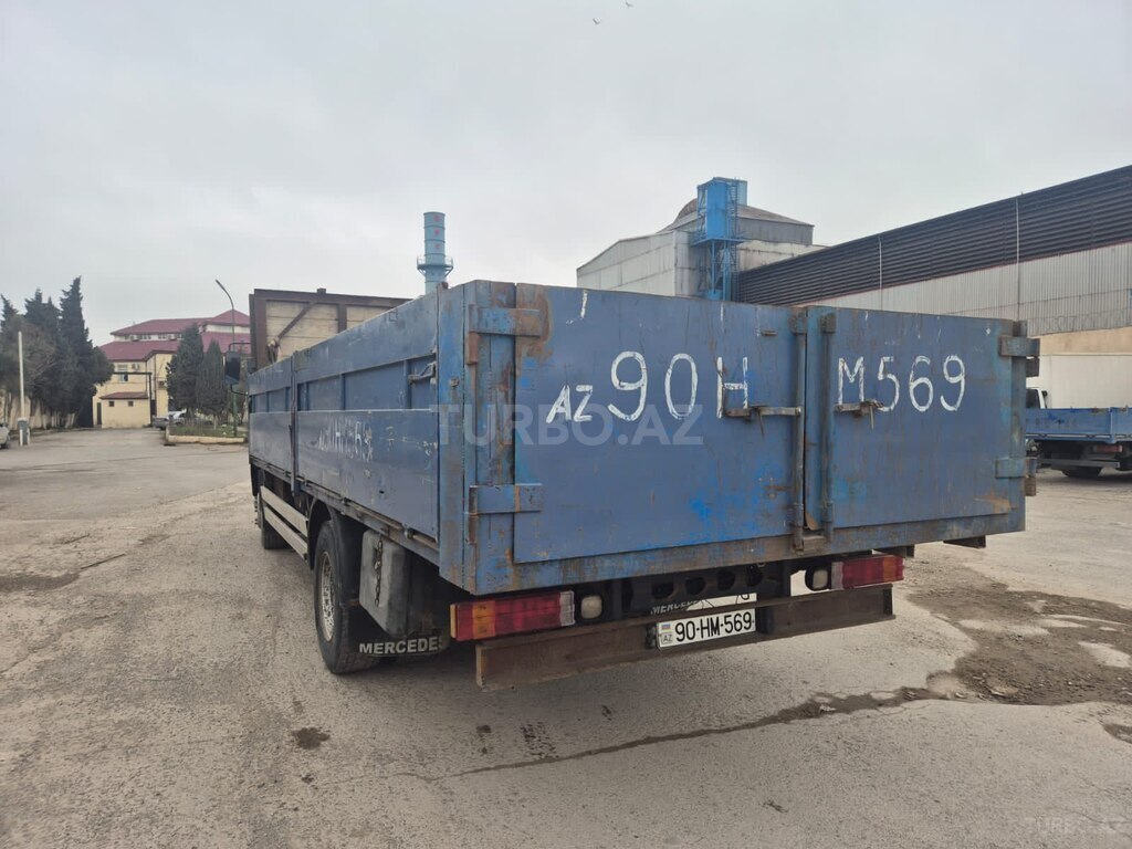 Mercedes Atego 814