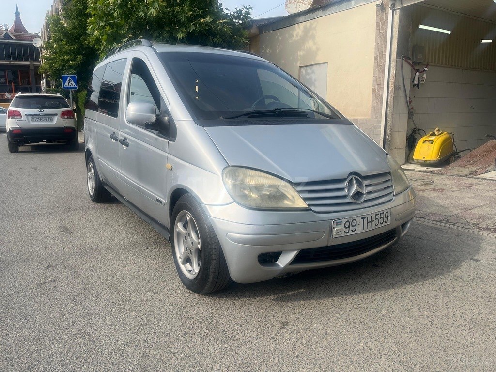 Mercedes Vaneo