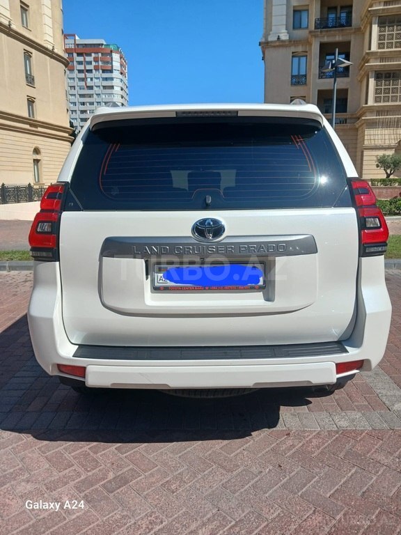 Toyota Land Cruiser Prado