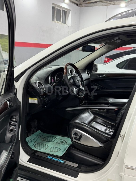 Mercedes GL 550 4MATIC