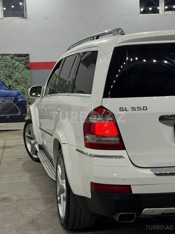 Mercedes GL 550 4MATIC