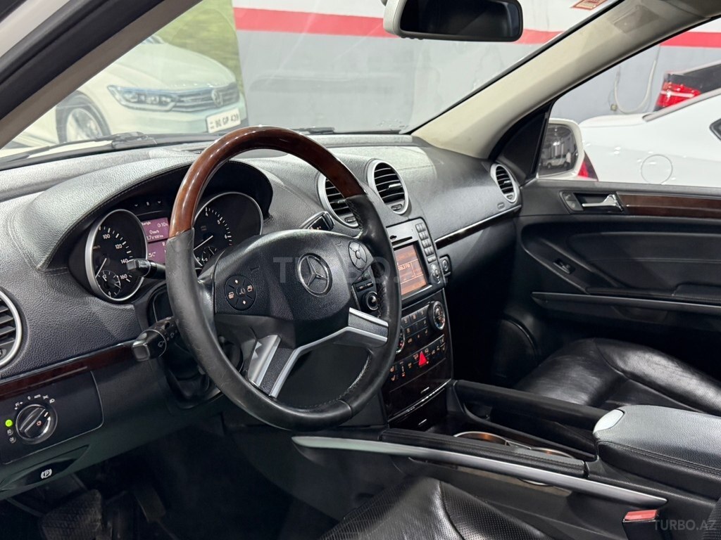 Mercedes GL 550 4MATIC