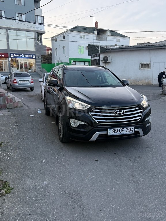 Hyundai Grand Santa Fe